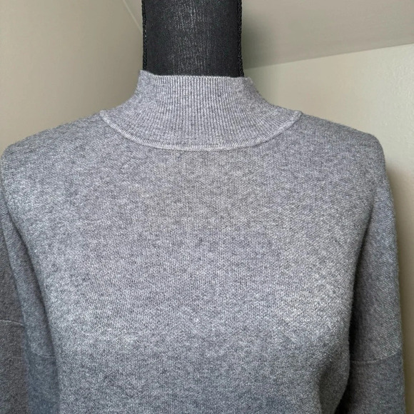 NWT Pinch Double Pocket Tunic Dress in Grey size Large. Mock neck, long sleeve - Picture 4 of 7